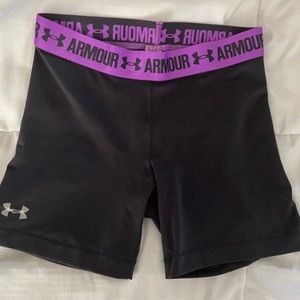 NWOT Under Armour Bike Shorts size Small